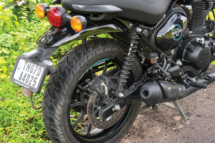 Royal Enfield Hunter 350 vs TVS Ronin comparison